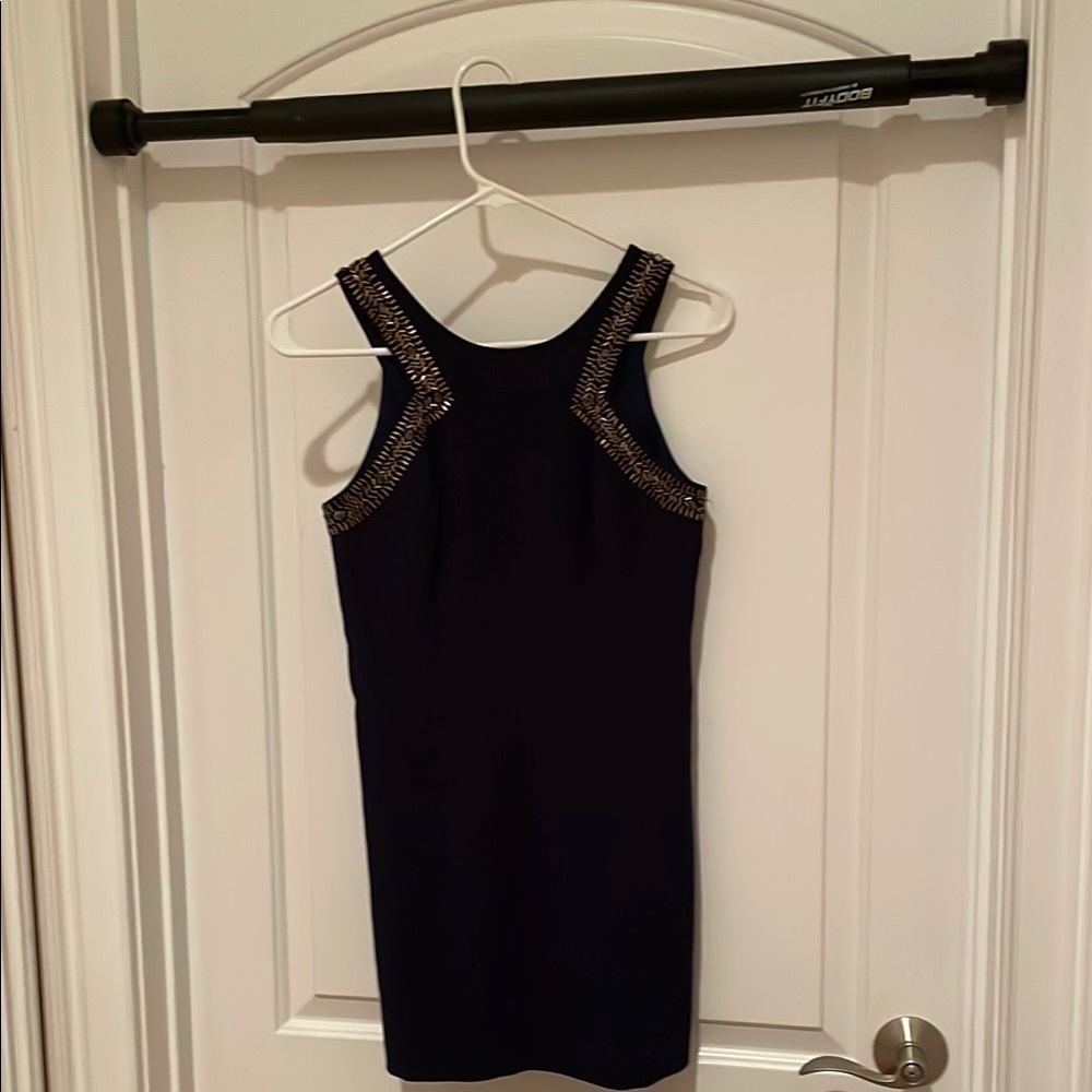 Elegant Black Sleeveless Dress